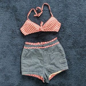 Amazing vintage 1950s gingham bikini hot shorts
